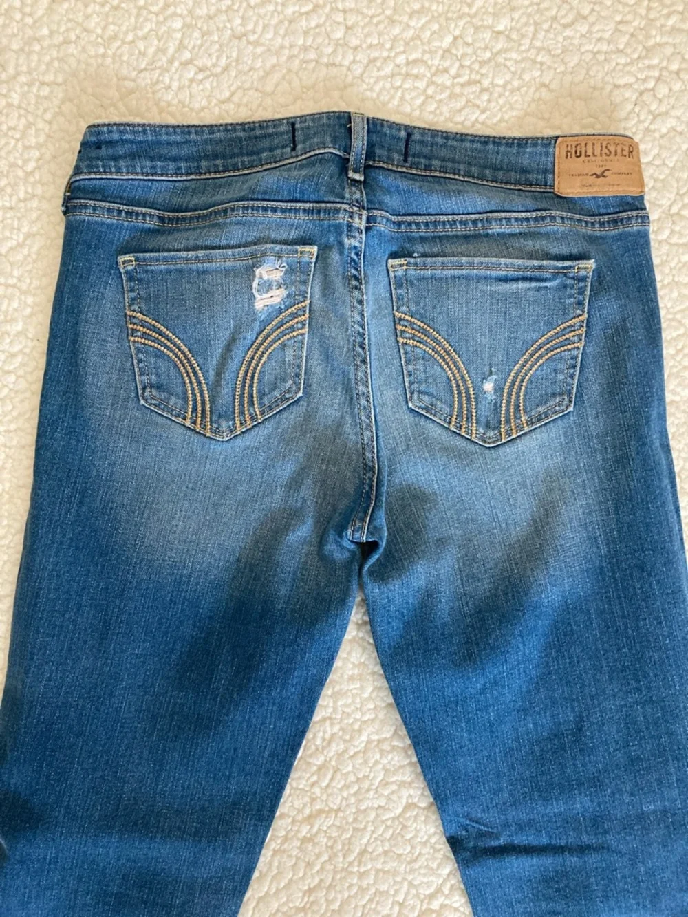 HOLLISTER JEANS 9R LIKE NEW - Picture 4 of 8